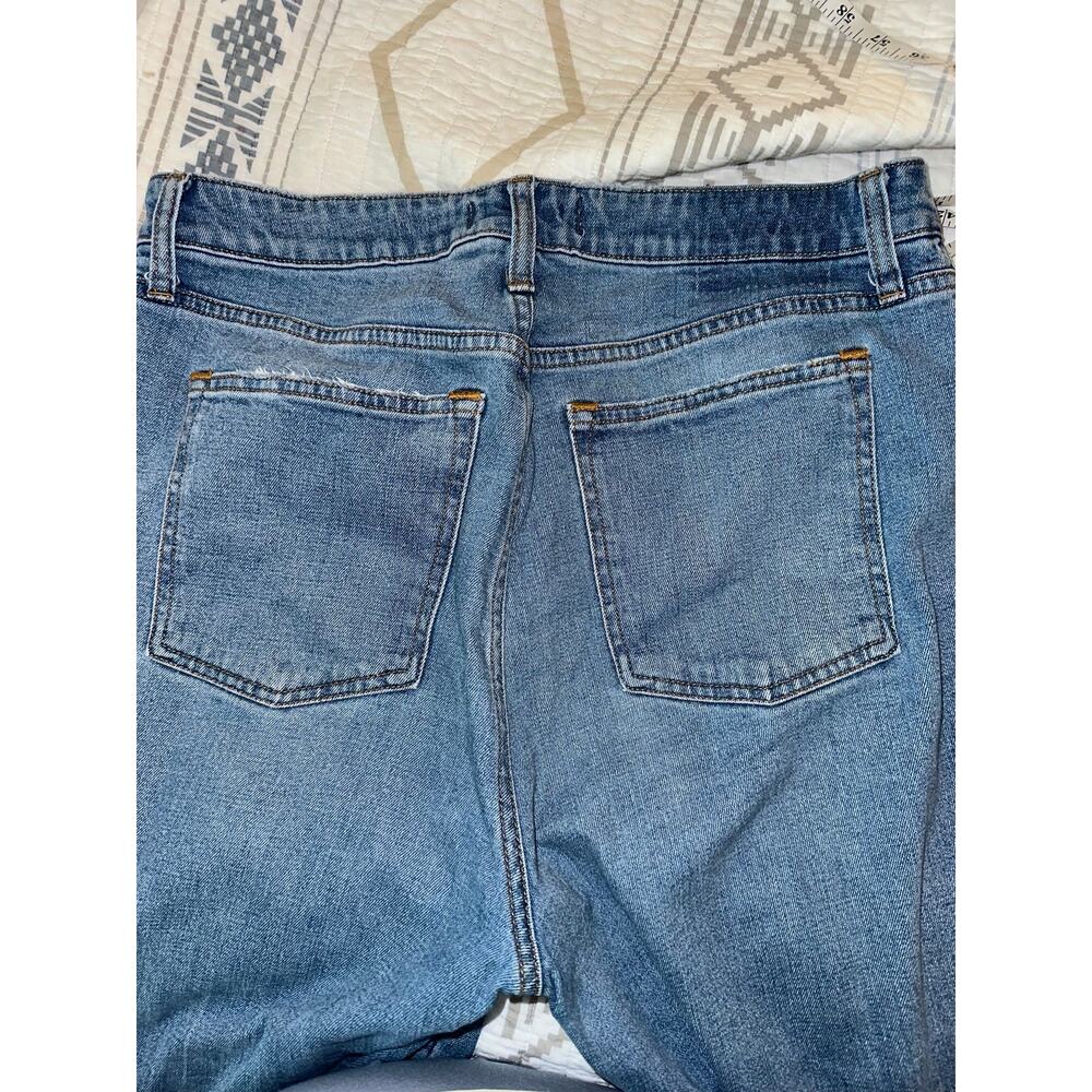 Abercrombie & Fitch The Mom High Rise Curve Love Jeans Women’s 32 14 Medium Wash - Picture 3 of 7